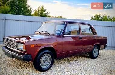 Седан ВАЗ / Lada 2107 2005 в Броварах