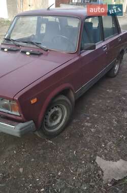 Седан ВАЗ 2107 2002 в 