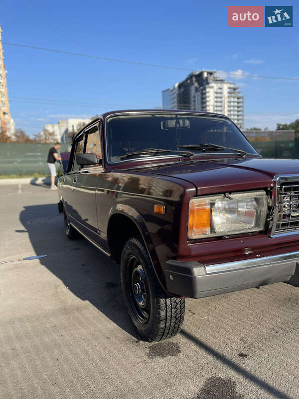 Седан ВАЗ / Lada 2107 2006 в Киеве фото 6 Седан ВАЗ / Lada 2107 2006 в Киеве