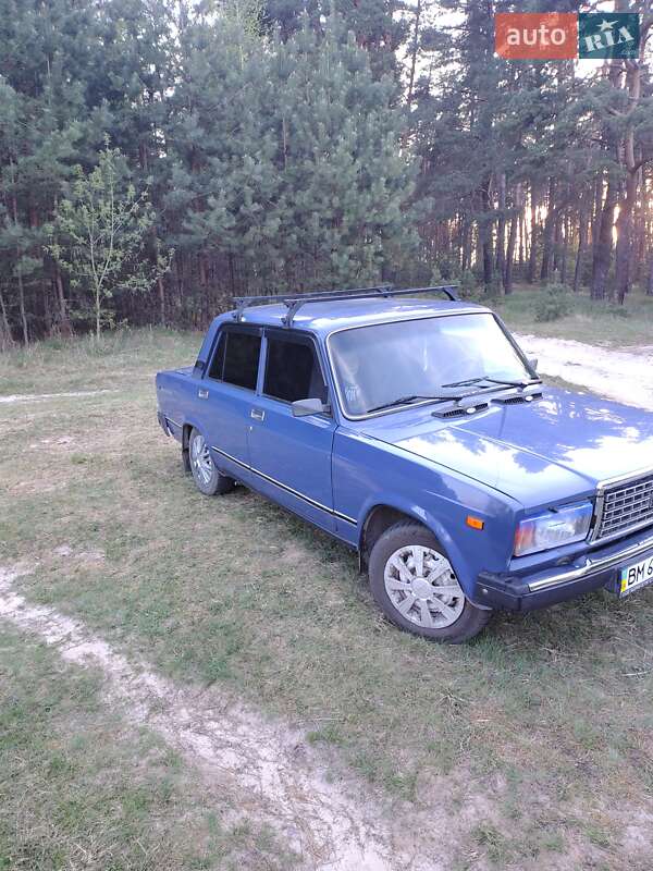 Седан ВАЗ / Lada 2107 2005 в Лебедине