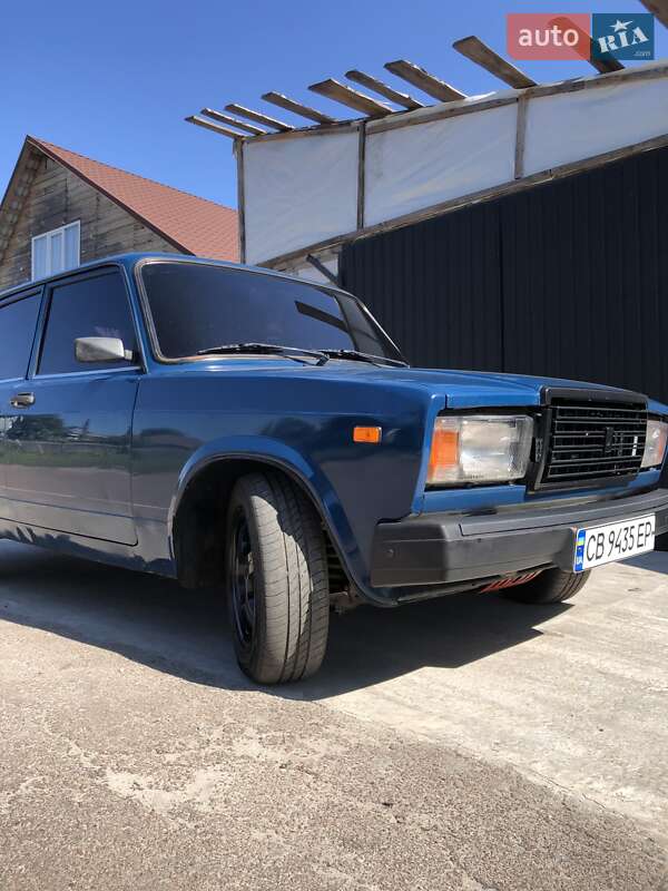 Седан ВАЗ / Lada 2107 2008 в Борзне