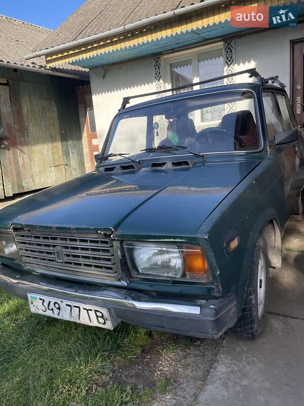 Седан ВАЗ / Lada 2107 1996 в Жидачове