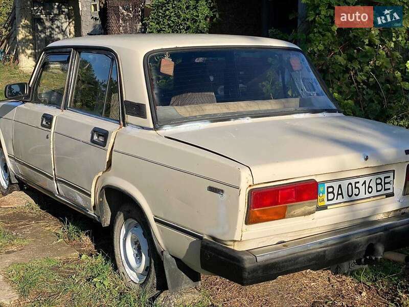 Седан ВАЗ 2107 1995 в 
