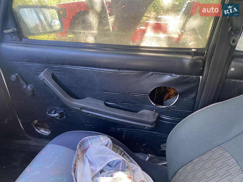 Седан ВАЗ / Lada 2107 1994 в Днепре фото 8 Седан ВАЗ / Lada 2107 1994 в Днепре