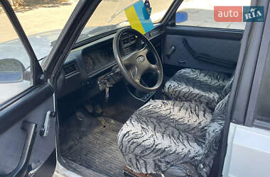 Седан ВАЗ 2107 2004 в 