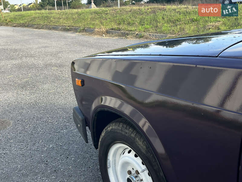 Седан ВАЗ / Lada 2107 2002 в Виннице