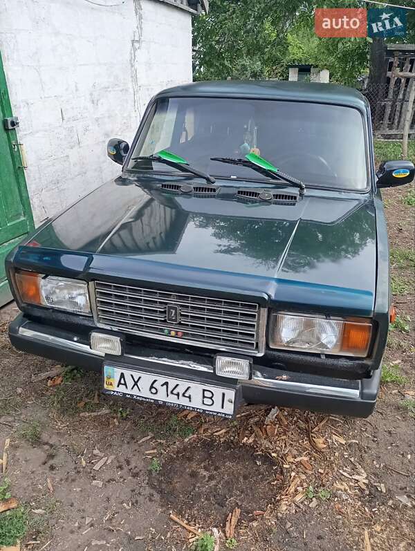 Седан ВАЗ 2107 1996 в 