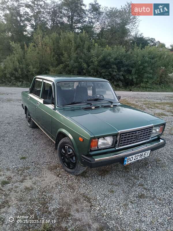 Седан ВАЗ / Lada 2107 2006 в Гусятине