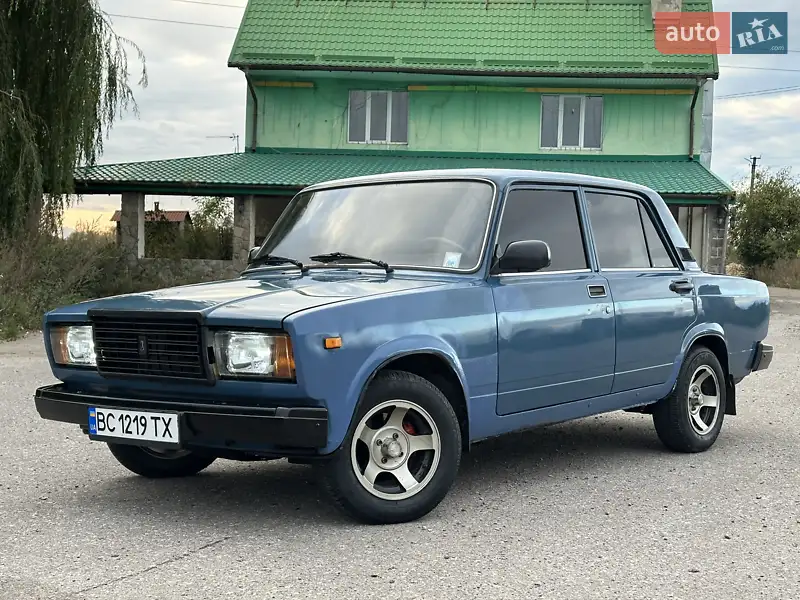 ВАЗ / Lada 2107