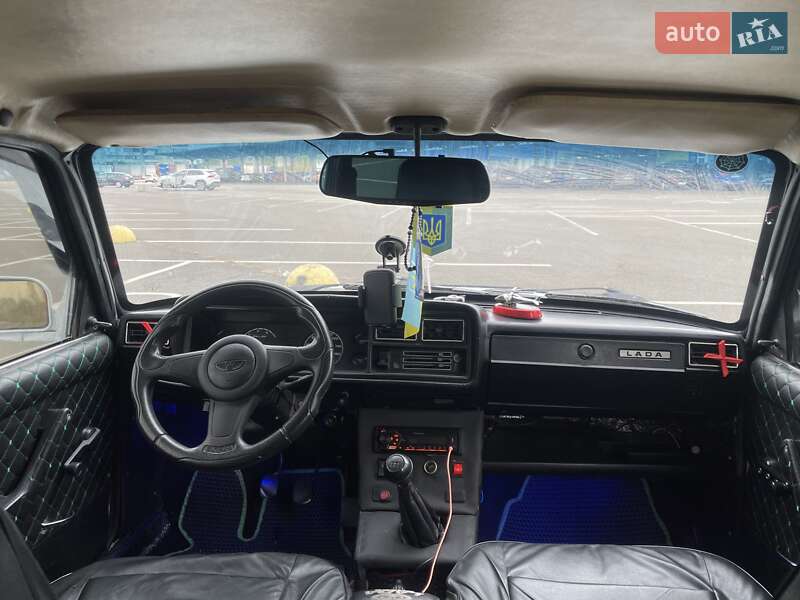 Седан ВАЗ / Lada 2107 1991 в Киеве
