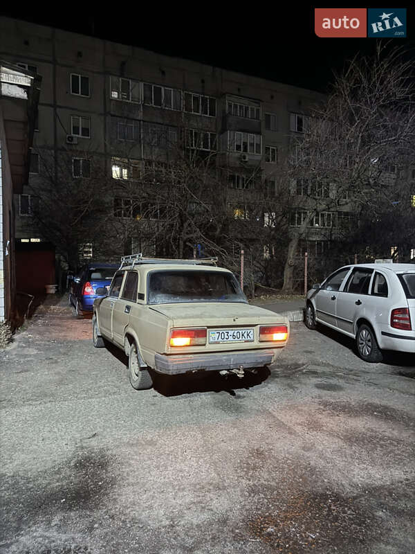 Седан ВАЗ / Lada 2107 1984 в Борисполі фото 27 Седан ВАЗ / Lada 2107 1984 в Борисполі