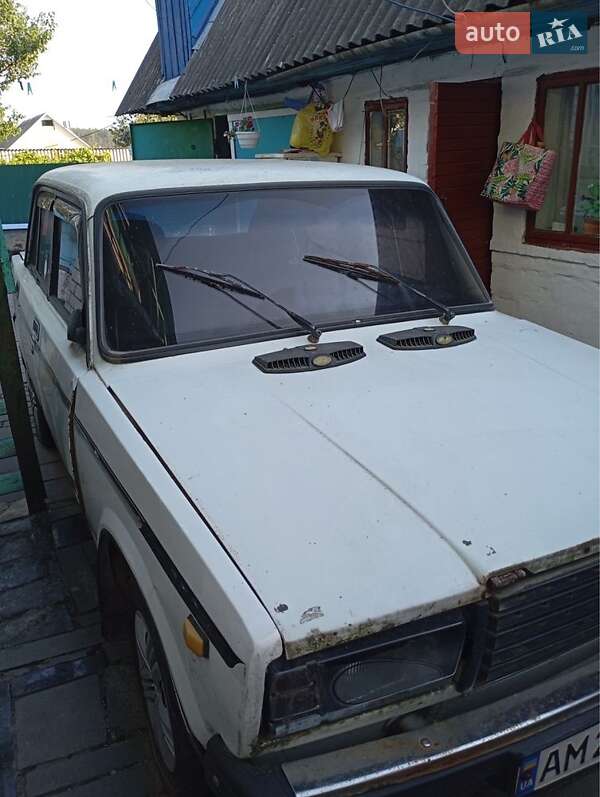 Седан ВАЗ / Lada 2107 1996 в Радомышле