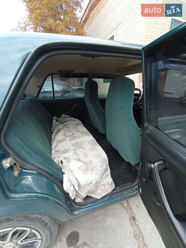 Седан ВАЗ / Lada 2107 2005 в Александрие
