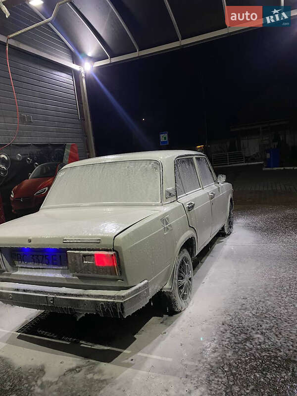 Седан ВАЗ / Lada 2107 1984 в Щирце фото Седан ВАЗ / Lada 2107 1984 в Щирце