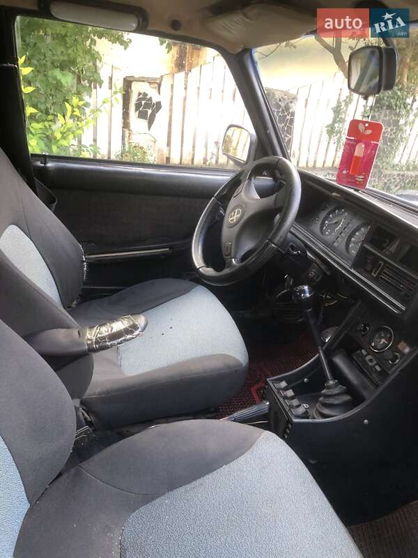 Седан ВАЗ / Lada 2107 1990 в Здолбунове