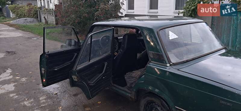 Седан ВАЗ / Lada 2107 1996 в Днепре