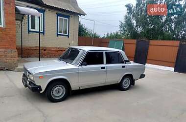 Седан ВАЗ 2107 2010 в  фото 3 Седан ВАЗ 2107 2010 в