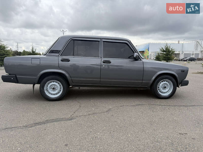 Седан ВАЗ / Lada 2107 2007 в Одесі