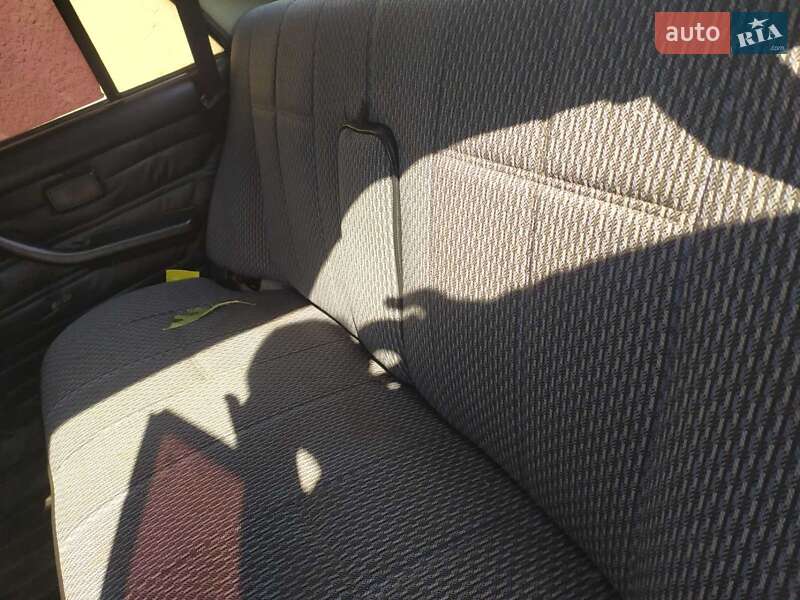 Седан ВАЗ / Lada 2107 2005 в Миргороде фото 8 Седан ВАЗ / Lada 2107 2005 в Миргороде