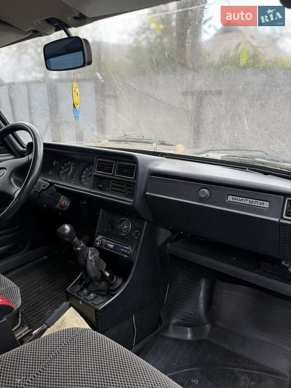 Седан ВАЗ / Lada 2107 2004 в Белой Церкви