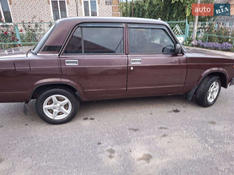 Седан ВАЗ / Lada 2107 2008 в Марганці фото 17 Седан ВАЗ / Lada 2107 2008 в Марганці