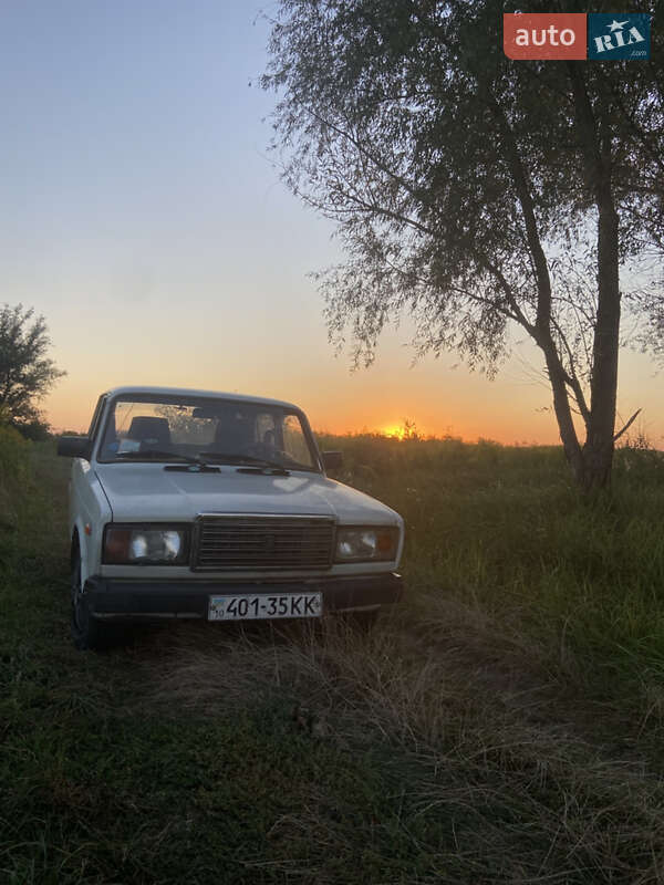 Седан ВАЗ / Lada 2107 1991 в Броварах фото 3 Седан ВАЗ / Lada 2107 1991 в Броварах