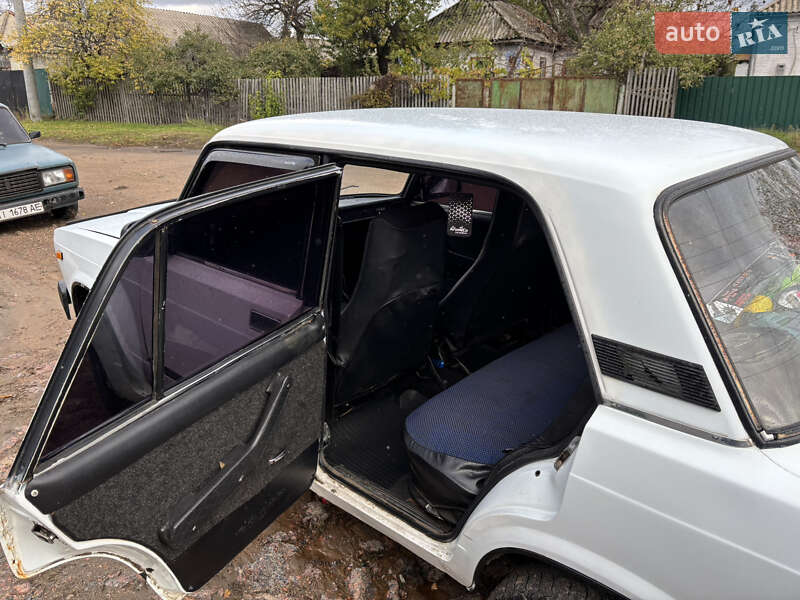 Седан ВАЗ / Lada 2107 1997 в Новоукраинке