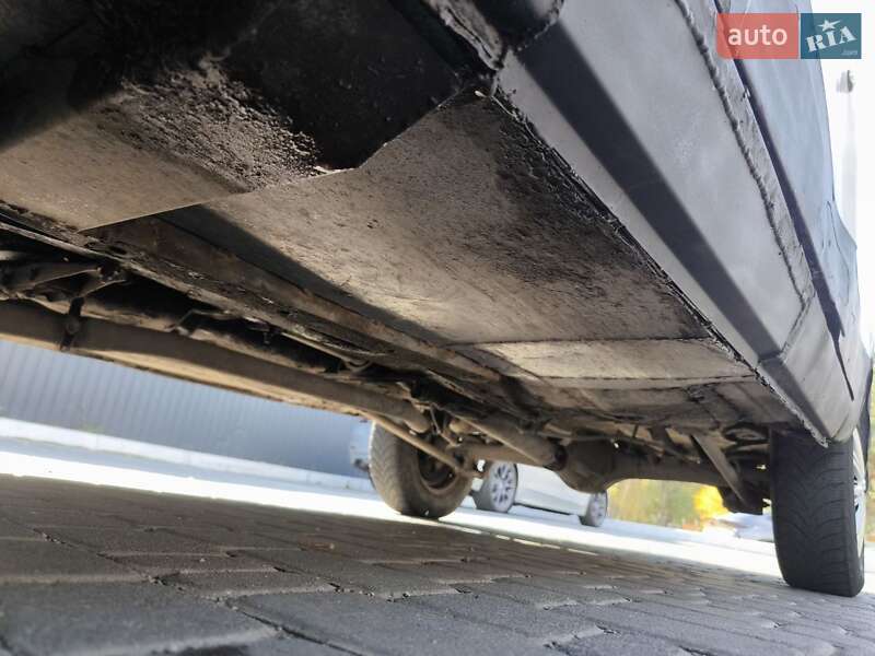 Седан ВАЗ / Lada 2107 1984 в Дніпрі