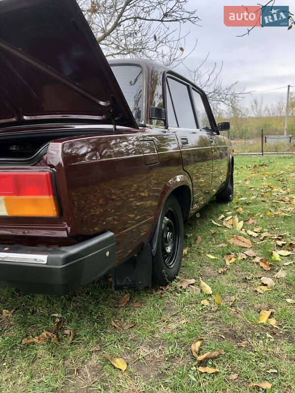 Седан ВАЗ / Lada 2107 2006 в Золотоноше фото 4 Седан ВАЗ / Lada 2107 2006 в Золотоноше