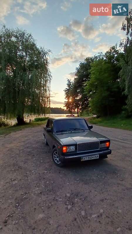 Седан ВАЗ / Lada 2107 2010 в Тлумачі