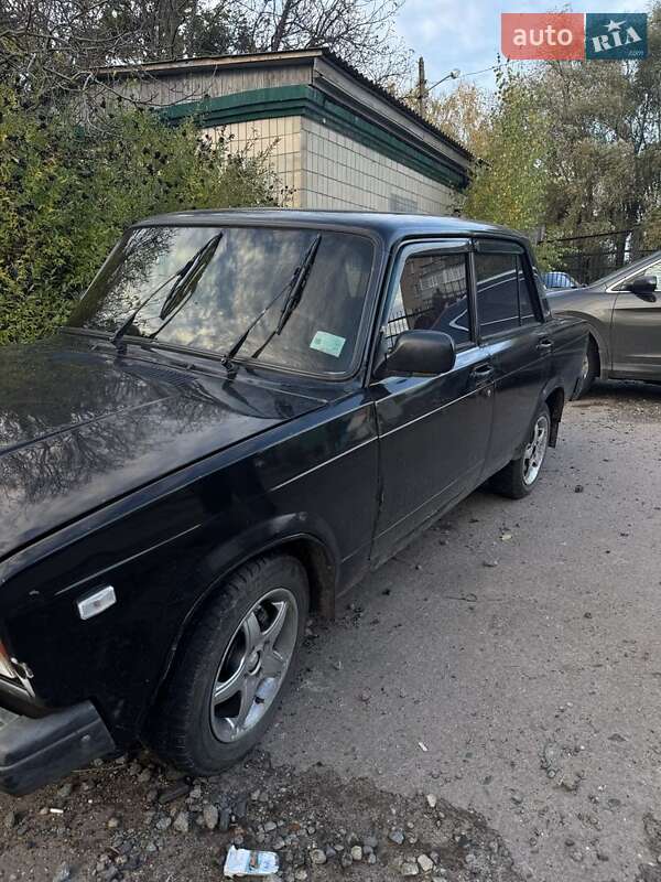 Седан ВАЗ / Lada 2107 1998 в Лубнах фото 4 Седан ВАЗ / Lada 2107 1998 в Лубнах