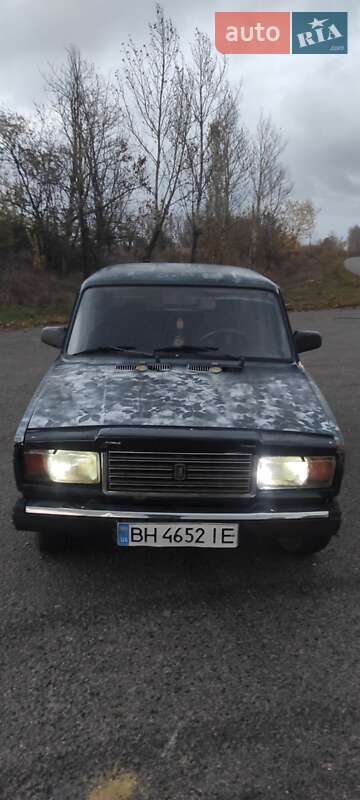 Седан ВАЗ / Lada 2107 1987 в Балте