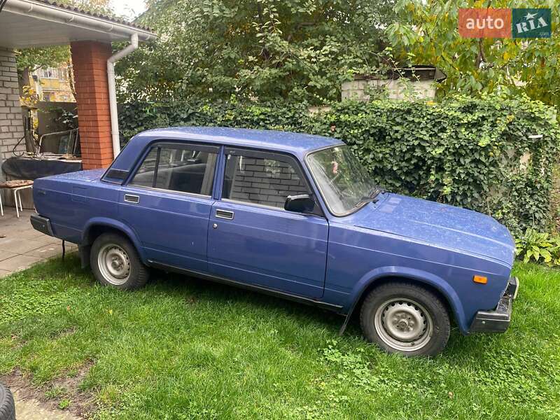 Седан ВАЗ / Lada 2107 2005 в Черкасах фото 4 Седан ВАЗ / Lada 2107 2005 в Черкасах