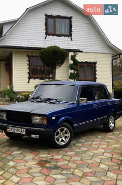 Седан ВАЗ 2107 2005 в Вижнице