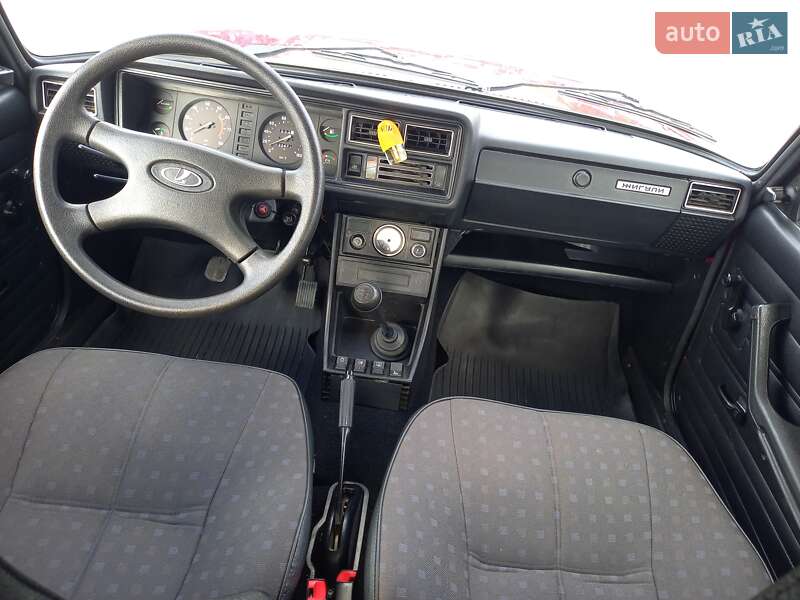 Седан ВАЗ / Lada 2107 2003 в Черкассах фото 23 Седан ВАЗ / Lada 2107 2003 в Черкассах