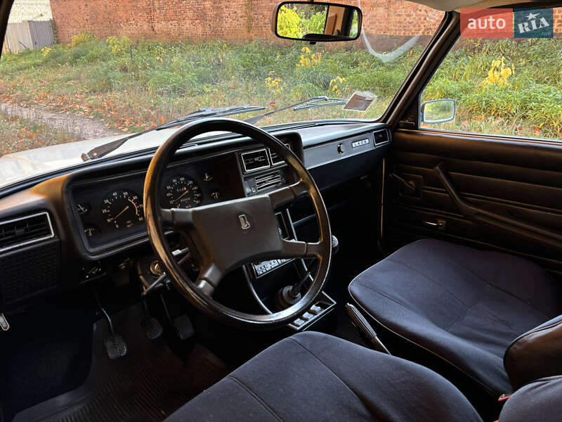 Седан ВАЗ / Lada 2107 2000 в Чернігові