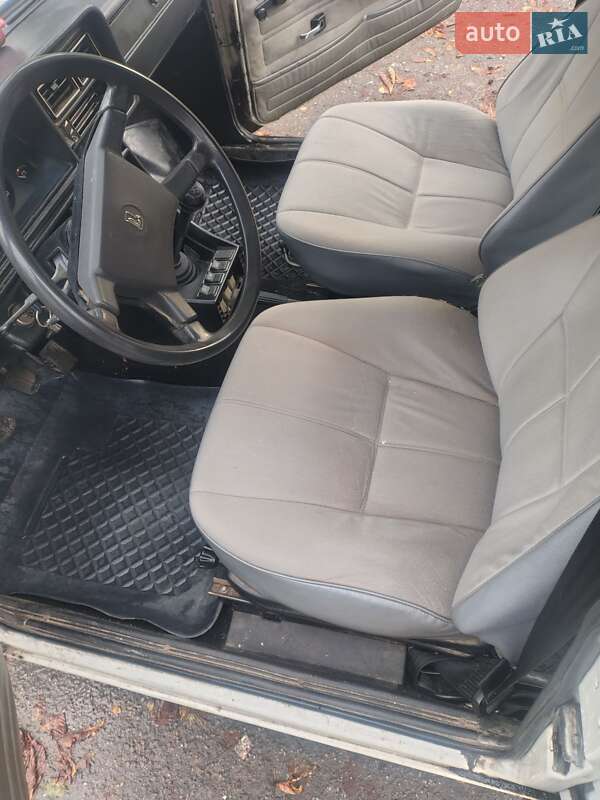 Седан ВАЗ / Lada 2107 2007 в Радомишлі фото 15 Седан ВАЗ / Lada 2107 2007 в Радомишлі