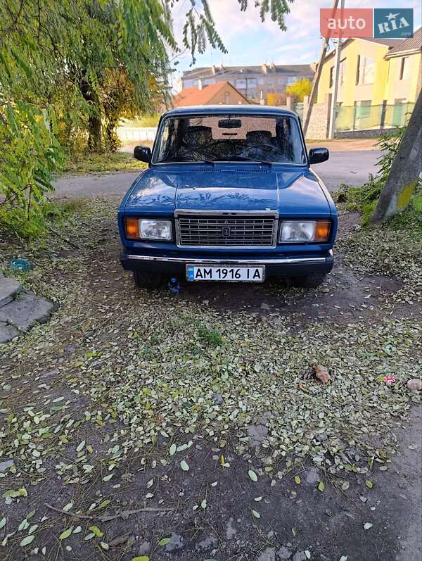 Седан ВАЗ / Lada 2107 2004 в Бердичеве фото 6 Седан ВАЗ / Lada 2107 2004 в Бердичеве