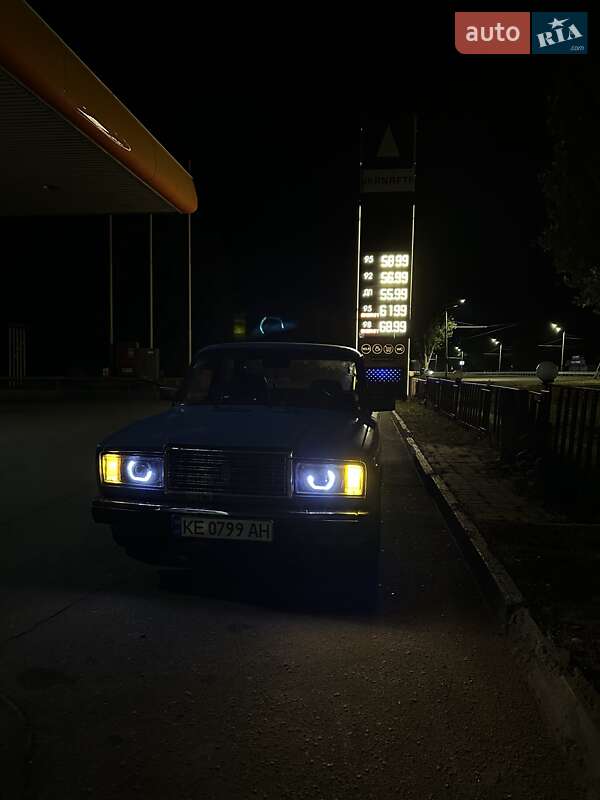 Седан ВАЗ / Lada 2107 1986 в Днепре фото 6 Седан ВАЗ / Lada 2107 1986 в Днепре