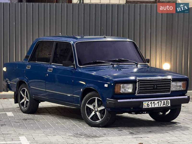Седан ВАЗ / Lada 2107 2004 в Новомосковске фото 5 Седан ВАЗ / Lada 2107 2004 в Новомосковске