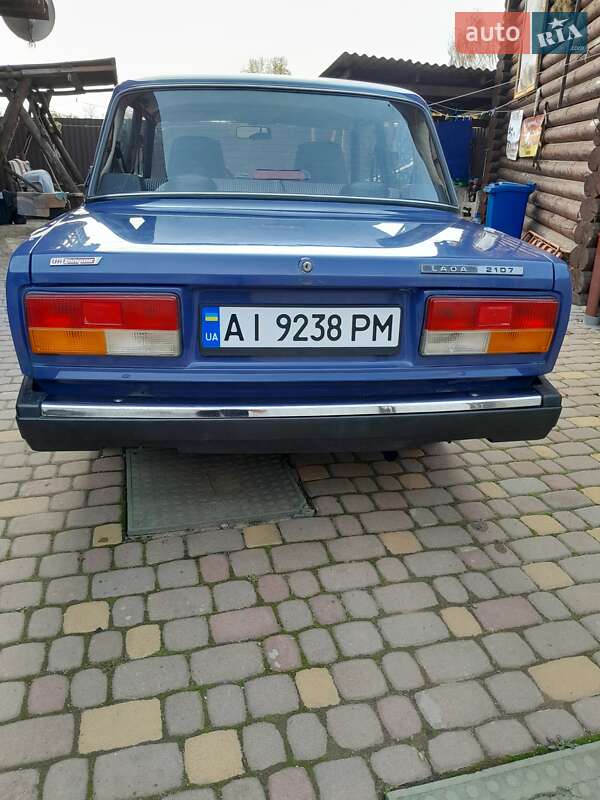 Седан ВАЗ / Lada 2107 2006 в Берегово