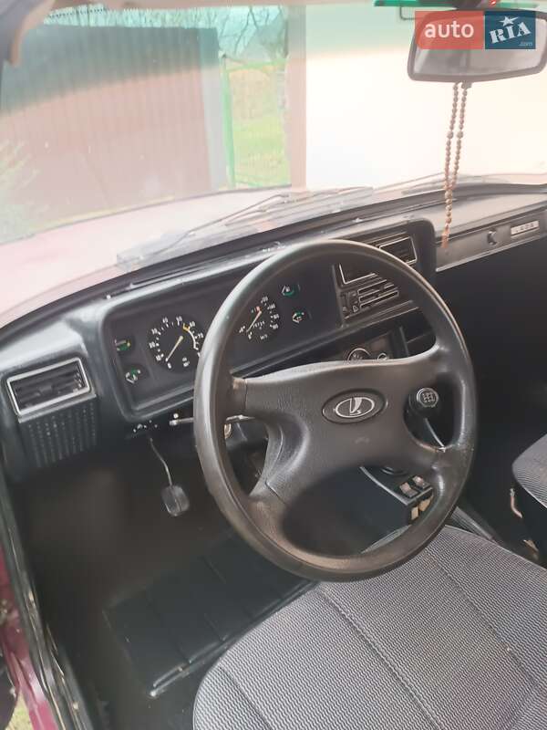 Седан ВАЗ / Lada 2107 2002 в Дрогобыче фото 10 Седан ВАЗ / Lada 2107 2002 в Дрогобыче