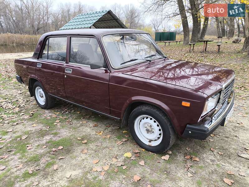 Седан ВАЗ / Lada 2107 2006 в Кобеляках