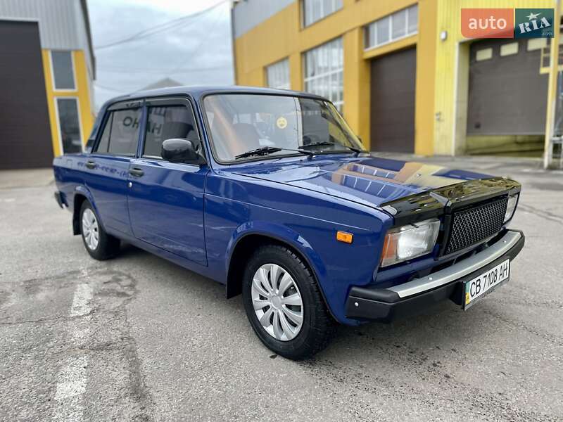 Седан ВАЗ / Lada 2107 2007 в Чернигове фото Седан ВАЗ / Lada 2107 2007 в Чернигове