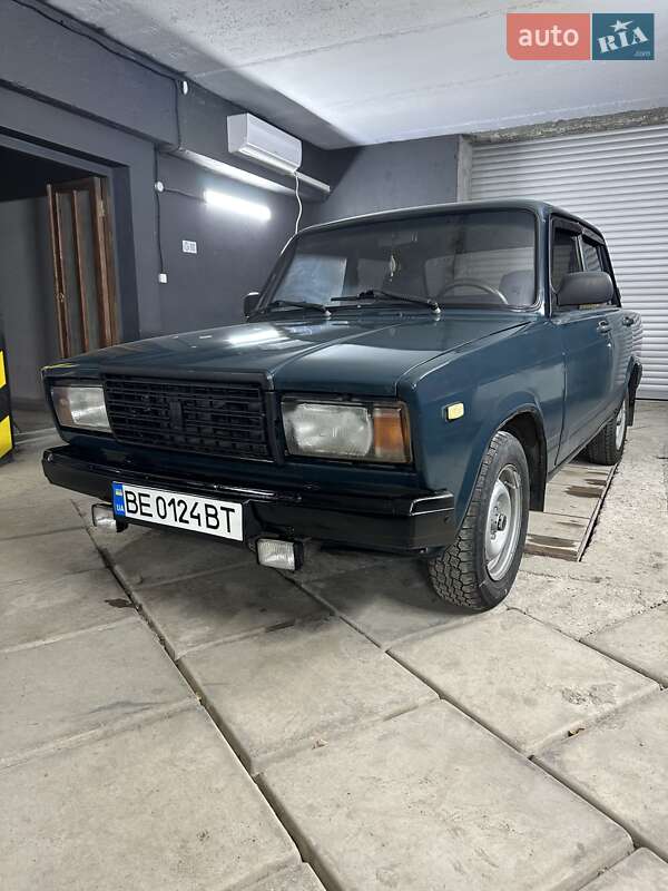 Седан ВАЗ / Lada 2107 2006 в Миколаєві