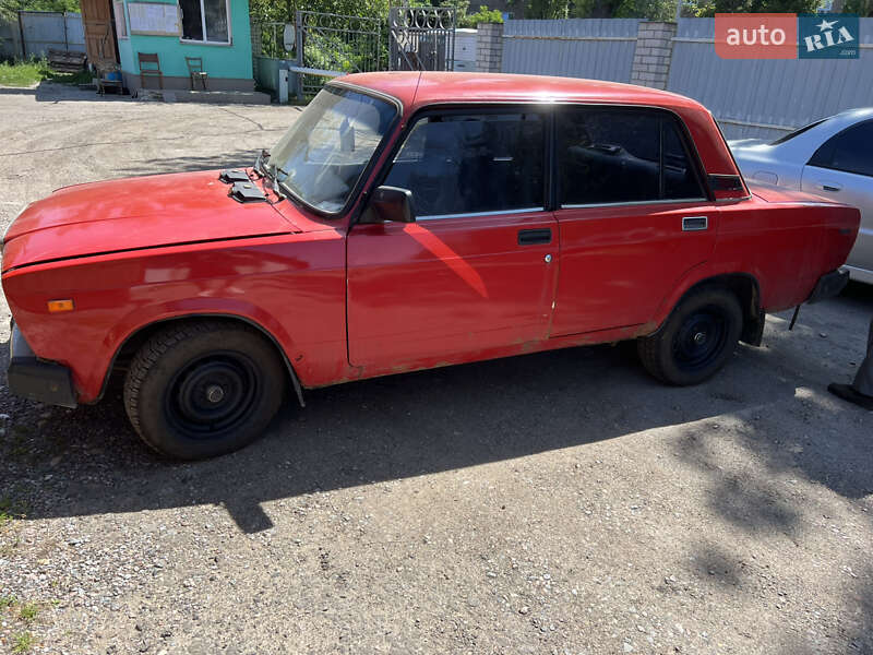 Седан ВАЗ / Lada 2107 1996 в Харькове фото 6 Седан ВАЗ / Lada 2107 1996 в Харькове