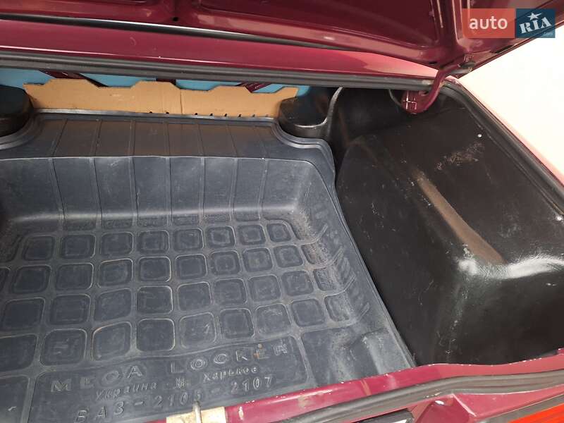 Седан ВАЗ / Lada 2107 2004 в Черкассах фото 3 Седан ВАЗ / Lada 2107 2004 в Черкассах