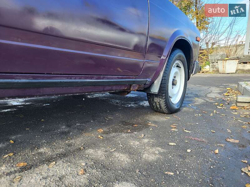 Седан ВАЗ / Lada 2107 2003 в Тернівці