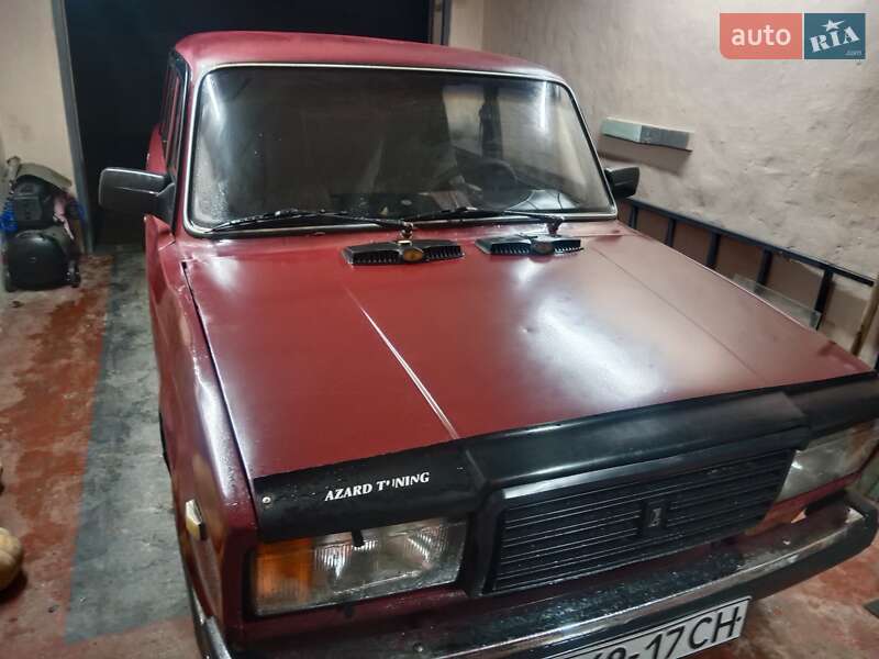 Седан ВАЗ / Lada 2107 2003 в Ромнах фото 2 Седан ВАЗ / Lada 2107 2003 в Ромнах