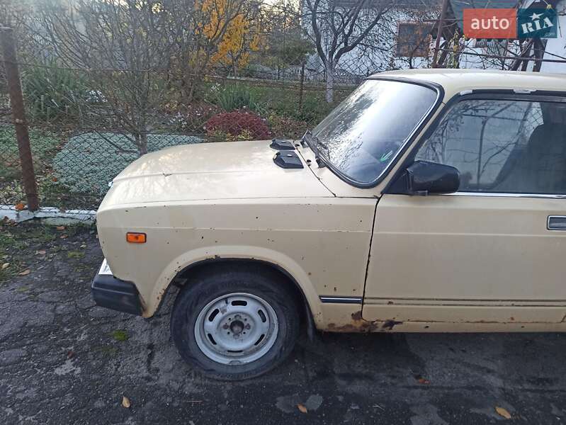 Седан ВАЗ / Lada 2107 1988 в Золочеве фото 8 Седан ВАЗ / Lada 2107 1988 в Золочеве